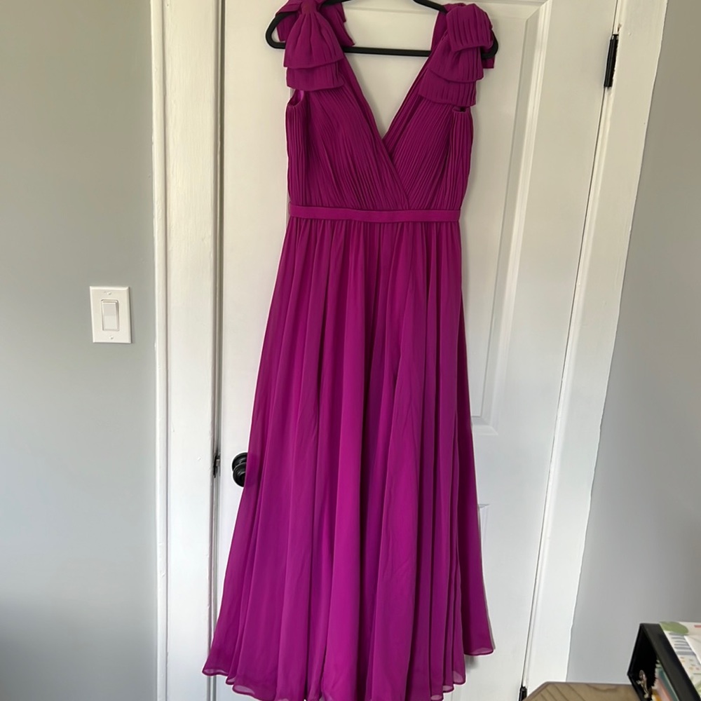 Basix Black Label Gown